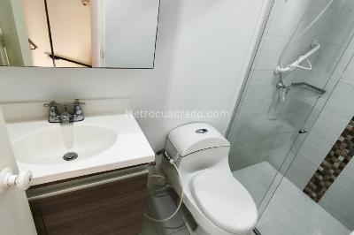 Casa de 5 alcobas en venta en Villa Alsacia, Bogotá, 186 m² · foto 15 de 19