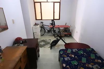 Casa de 5 alcobas en venta en San Carlos Kennedy, Bogotá, 290 m² · foto 11 de 12