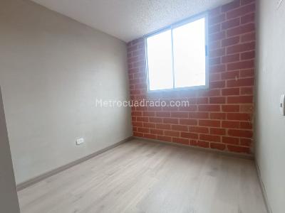 Apartamento de 2 alcobas en venta en Nueva Castilla, Bogotá, 38 m² · foto 8 de 9