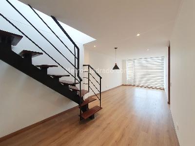 Apartamento en venta en Santa Barbara, Bogotá · foto 2 de 13