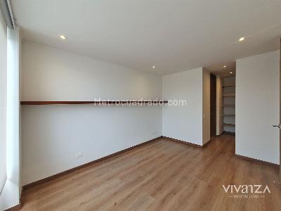 Apartamento en venta en Santa Barbara, Bogotá · foto 9 de 13