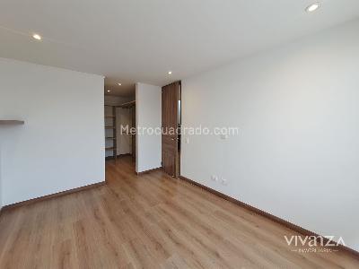 Apartamento en venta en Santa Barbara, Bogotá · foto 10 de 13