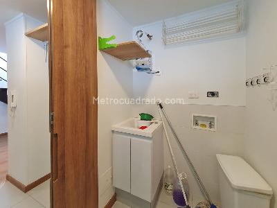 Apartamento en venta en Santa Barbara, Bogotá · foto 7 de 13