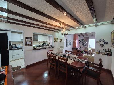 Casa de 5 alcobas en venta en Alhambra, Bogotá, 280 m² · foto 9 de 17