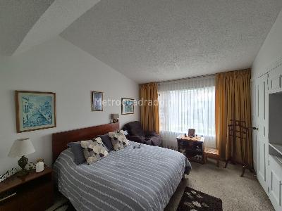Casa de 5 alcobas en venta en Alhambra, Bogotá, 280 m² · foto 3 de 17