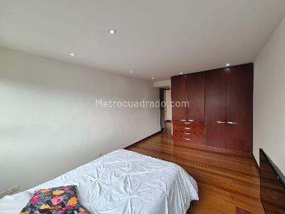 Casa de 4 alcobas en venta en Niza, Bogotá, 348 m² · foto 17 de 20