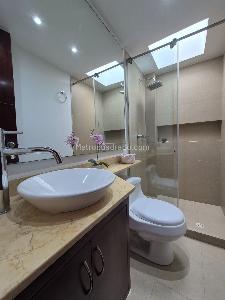 Casa de 4 alcobas en venta en Niza, Bogotá, 348 m² · foto 16 de 20