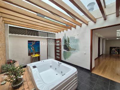 Casa de 4 alcobas en venta en Niza, Bogotá, 348 m² · foto 18 de 20