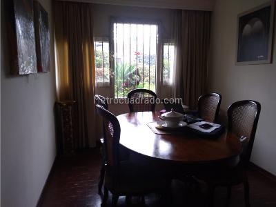 Casa de 3 alcobas en venta en Niza, Bogotá, 233 m² · foto 4 de 20
