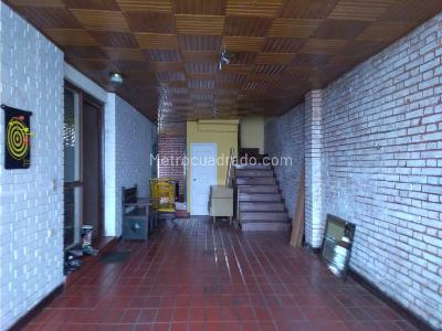 Casa de 3 alcobas en venta en Niza, Bogotá, 233 m² · foto 6 de 20