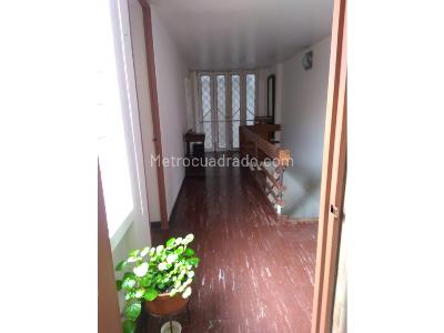 Casa de 3 alcobas en venta en Niza, Bogotá, 233 m² · foto 14 de 20