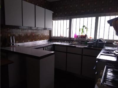 Casa de 3 alcobas en venta en Niza, Bogotá, 233 m² · foto 17 de 20
