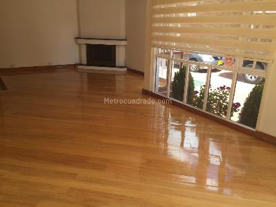 Casa de 4 alcobas en venta en San Jose De Bavaria, Bogotá, 350 m² · foto 5 de 15
