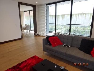 Apartamento de 3 alcobas en venta en Los Rosales, Bogotá, 188 m² · foto 3 de 15