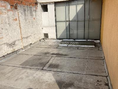 Casa de 5 alcobas en venta en Granada Norte, Bogotá, 232 m² · foto 13 de 18