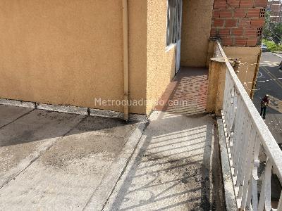 Casa de 5 alcobas en venta en Granada Norte, Bogotá, 232 m² · foto 14 de 18