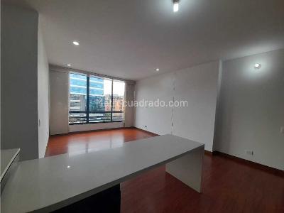 Apartamento de 2 alcobas en arriendo en El Virrey, Bogotá, 80 m² · foto 3 de 15