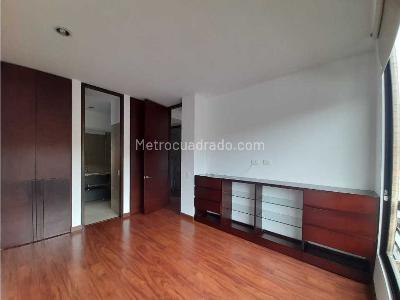 Apartamento de 2 alcobas en arriendo en El Virrey, Bogotá, 80 m² · foto 6 de 15