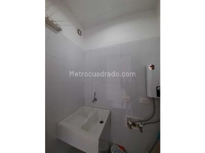 Apartamento de 2 alcobas en arriendo en El Virrey, Bogotá, 80 m² · foto 11 de 15