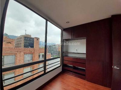 Apartamento de 2 alcobas en arriendo en El Virrey, Bogotá, 80 m² · foto 14 de 15