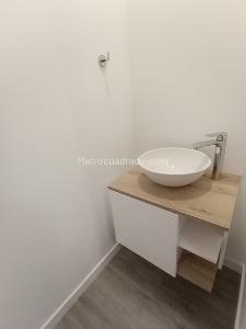 Apartamento en venta en Santa Barbara Occidental, Bogotá · foto 6 de 20