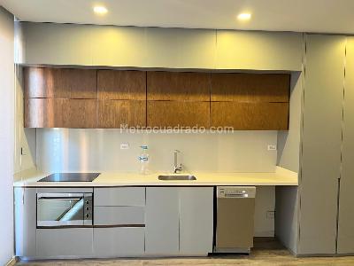 Apartamento en venta en Santa Barbara Occidental, Bogotá · foto 13 de 18