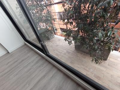 Apartamento en venta en Santa Barbara Occidental, Bogotá · foto 2 de 18