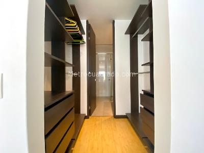 Apartamento de 1 alcoba en arriendo en Antiguo Country Country, Bogotá, 67 m² · foto 13 de 14