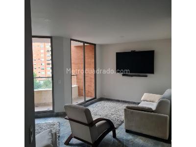 Apartamento de 3 alcobas en venta en Usaquen, Bogotá, 145 m² · foto 2 de 14