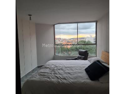 Apartamento de 3 alcobas en venta en Usaquen, Bogotá, 145 m² · foto 3 de 14