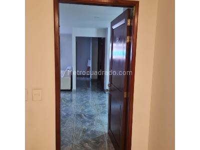 Apartamento de 3 alcobas en venta en Usaquen, Bogotá, 145 m² · foto 9 de 14