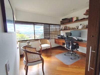 Apartamento de 3 alcobas en venta en Los Rosales, Bogotá, 270 m² · foto 3 de 20