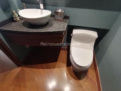 Apartamento de 3 alcobas en venta en Los Rosales, Bogotá, 270 m² · foto 7 de 20
