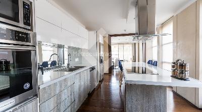 Apartamento de 3 alcobas en venta en Chico Reservado, Bogotá, 360 m² · foto 8 de 18