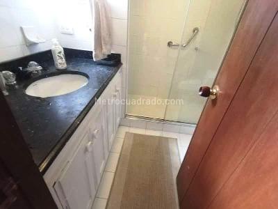 Casa de 4 alcobas en venta en Multicentro, Bogotá, 260 m² · foto 14 de 20