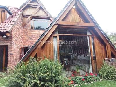 Casa de 4 alcobas en venta en Multicentro, Bogotá, 260 m² · foto 2 de 20