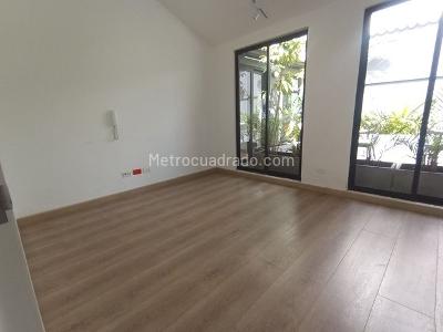 Casa de 5 alcobas en venta en Quinta Camacho, Bogotá, 428 m² · foto 10 de 20