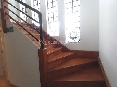 Casa de 5 alcobas en venta en Quinta Camacho, Bogotá, 428 m² · foto 13 de 20