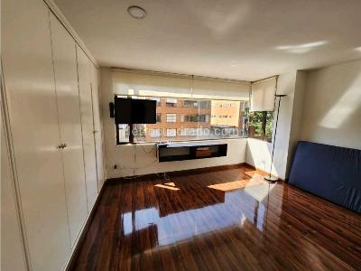Apartamento de 3 alcobas en venta en Chico, Bogotá, 135 m² · foto 3 de 13