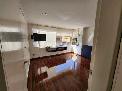Apartamento de 3 alcobas en venta en Chico, Bogotá, 135 m² · foto 5 de 13