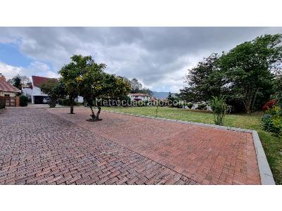 Casa de 4 alcobas en venta en Cajica Centro, Cajicá, 278 m² · foto 19 de 20
