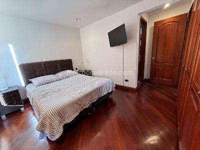 Apartamento de 2 alcobas en venta en Parque De La 93, Bogotá, 65 m² · foto 5 de 19