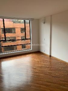 Apartamento de 2 alcobas en venta en Chico Rincon, Bogotá, 87 m² · foto 8 de 13