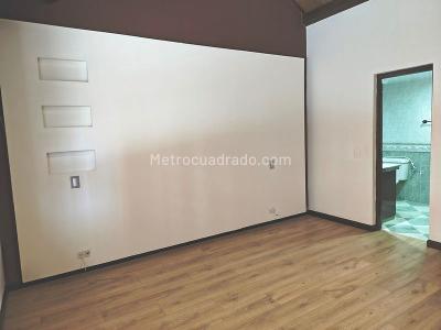 Casa de 4 alcobas en venta en Andes La Floresta, Bogotá, 200 m² · foto 11 de 20