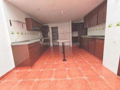 Casa de 4 alcobas en venta en Andes La Floresta, Bogotá, 200 m² · foto 18 de 20