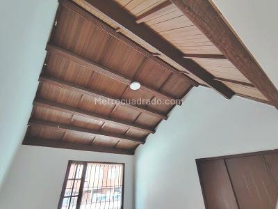 Casa de 4 alcobas en venta en Andes La Floresta, Bogotá, 200 m² · foto 8 de 20