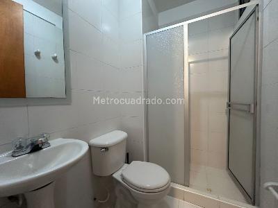 Apartamento de 3 alcobas en venta en Chico Virrey, Bogotá, 145 m² · foto 16 de 18