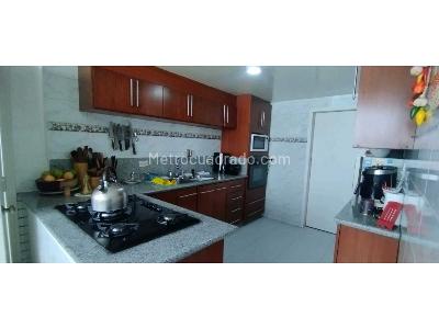 Apartamento de 5 alcobas en venta en Acevedo Tejada, Bogotá, 220 m² · foto 14 de 20
