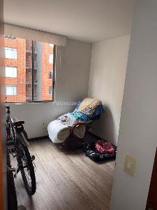 Apartamento de 3 alcobas en venta en Gratamira Campestre, Bogotá, 77 m² · foto 14 de 18