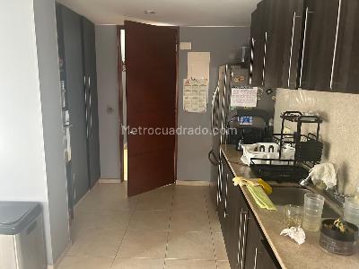 Apartamento de 3 alcobas en venta en Colina Campestre, Bogotá, 148 m² · foto 2 de 20